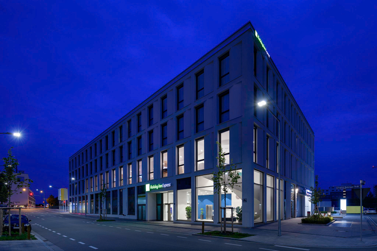 Exterior & Views 3, Holiday Inn Express REGENSBURG, Regensburg