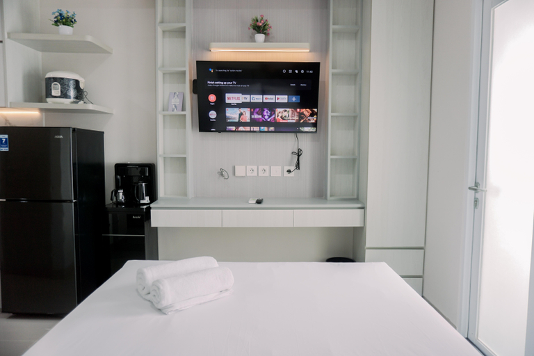 Others 4, Simply and Nice Studio Apartment at B Residence By Travelio, Tangerang Selatan