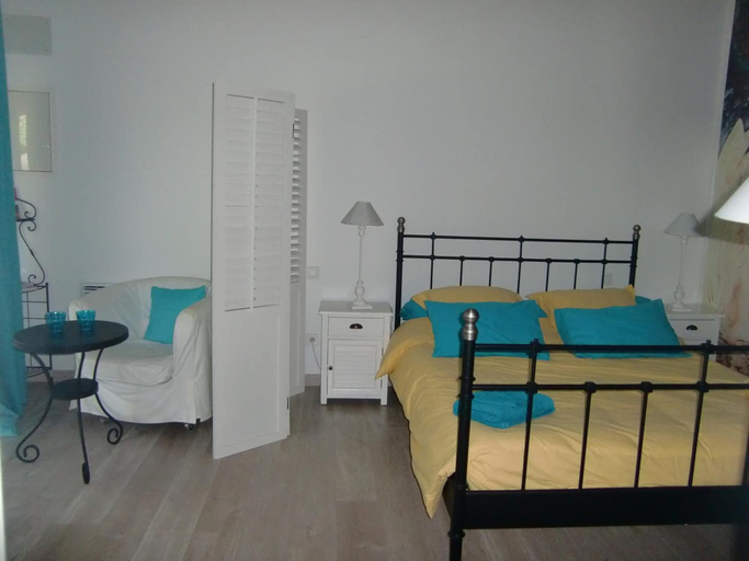 Bedroom 4, La Villa des Violettes, Haute-Garonne