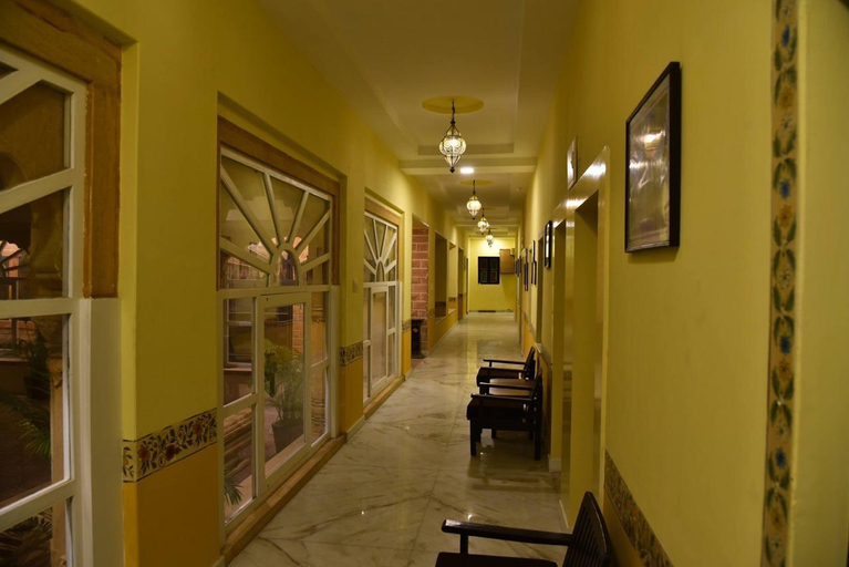 Others 4, Megh Niwas Hotel, Jodhpur