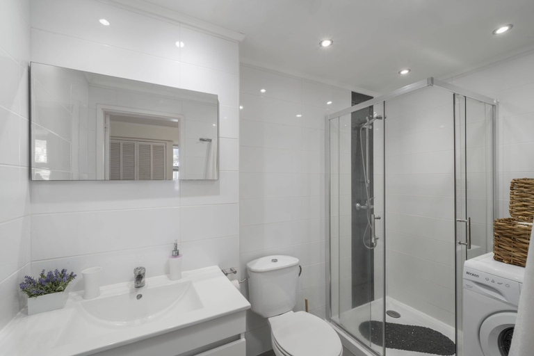 Bathroom, Apartamentos do Mar, Funchal