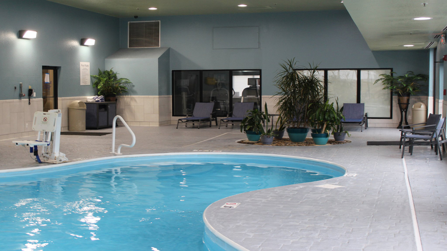 Sport & Beauty 2, Holiday Inn Express WINFIELD - TEAYS VALLEY, Putnam