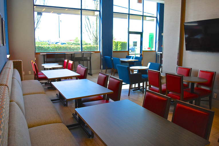 Food & Drinks 5, Holiday Inn Express VANCOUVER AIRPORT - RICHMOND, Greater Vancouver