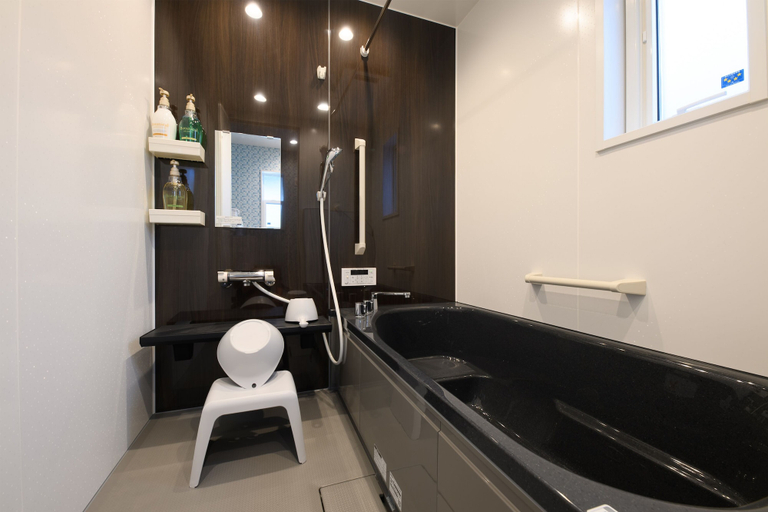 Bathroom 3, Wakoso Harmonious Light South, Hakone