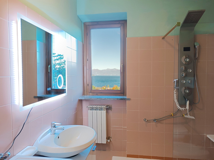 Bathroom 3, Appartamento Raffaello, Verbano-Cusio-Ossola