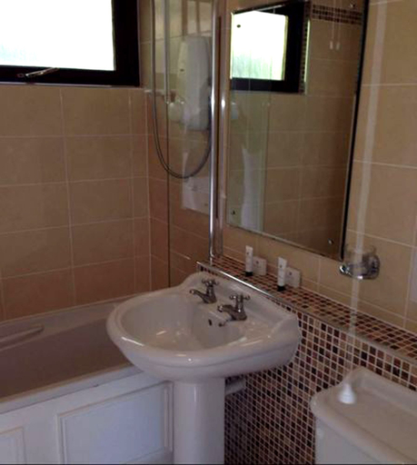 Bathroom, Macdonald Lochanhully Woodland Club, Highland