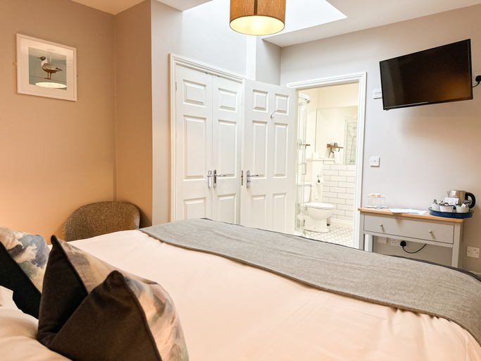 Bedroom 3, Beach House Hotel, Northumberland