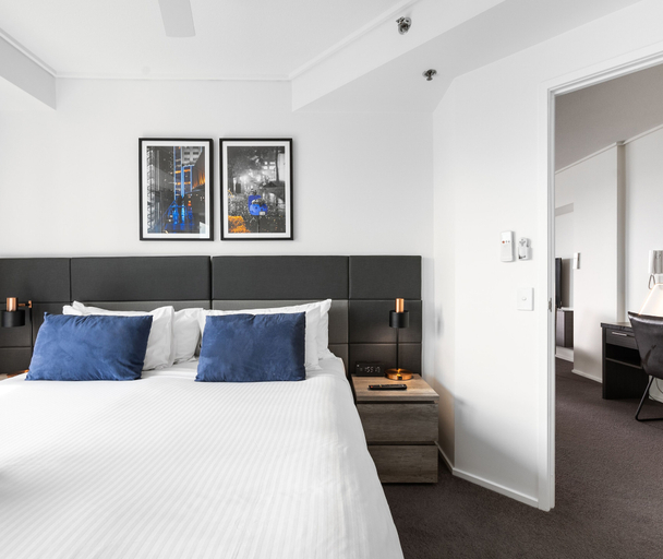 Bedroom 3, Oaks Brisbane on Felix Suites, Brisbane