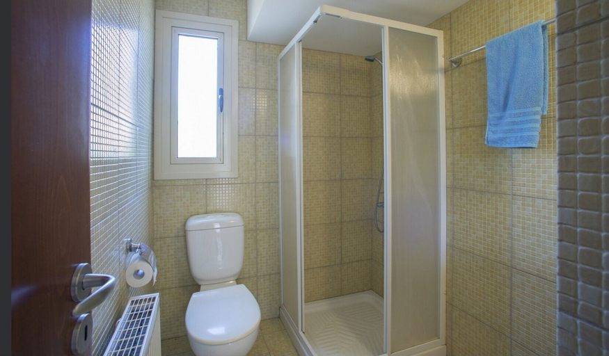 Bathroom 3, Soothing Sunset Villa, 200m to the Beach, Larnaca