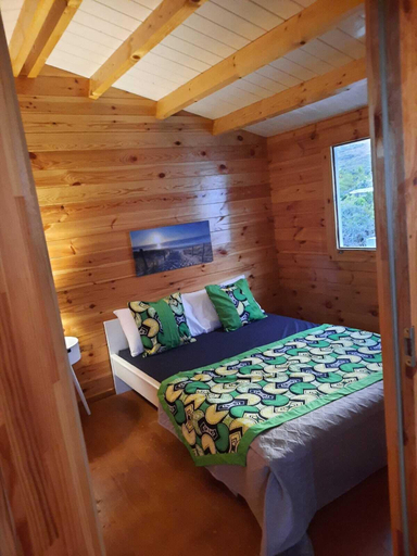 Bedroom 2, Chalets Chomoni