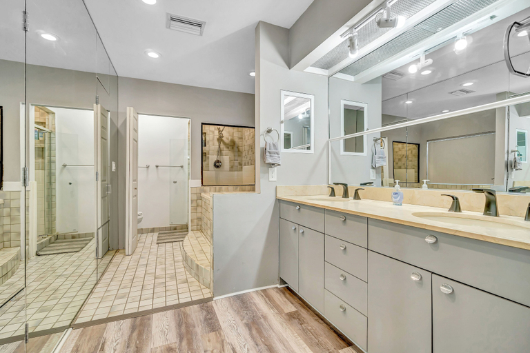 Bathroom 3, Casa Flamingo Intracoastal Heated Pool, Broward