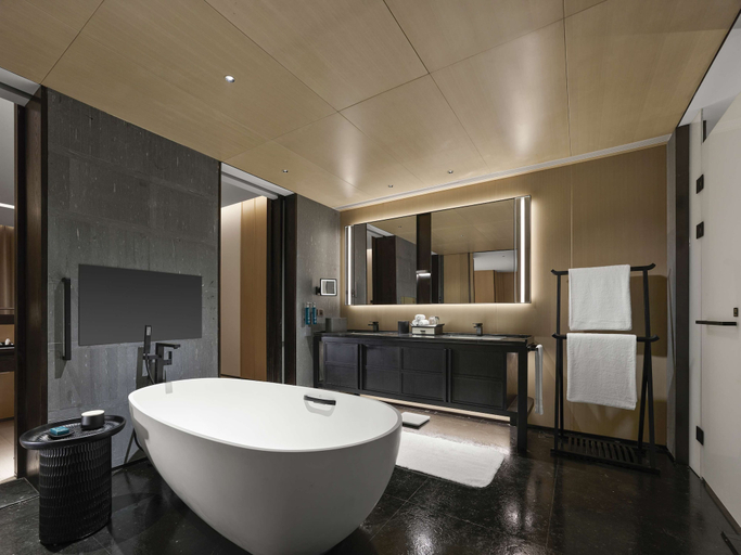 Bathroom 4, Hilton Nanjing Niushoushan, Nanjing