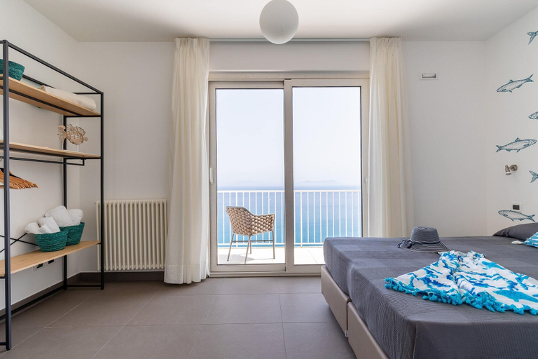 Bedroom 4, Villas d'Orlando - with private pool and sea view, Messina