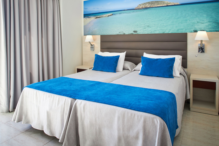 Bedroom 4, Invisa Hotel Ereso All Inclusive, Baleares