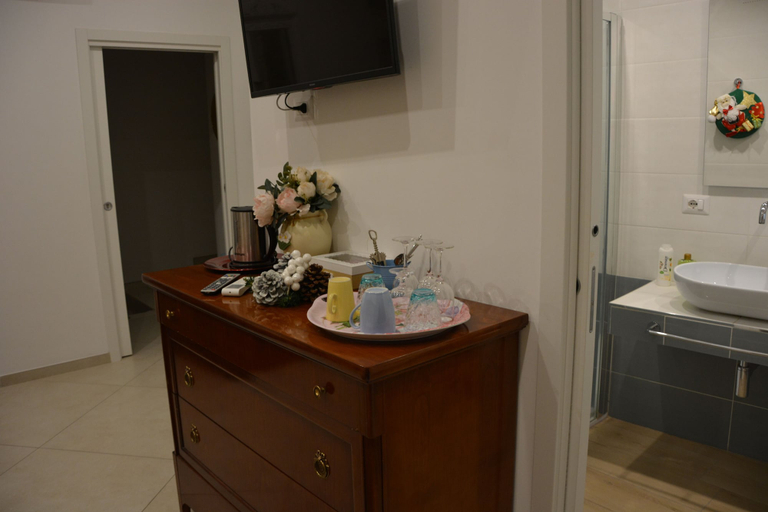 Bathroom 5, AFFITTACAMERE DIMORA DEL CARMINE, Bari