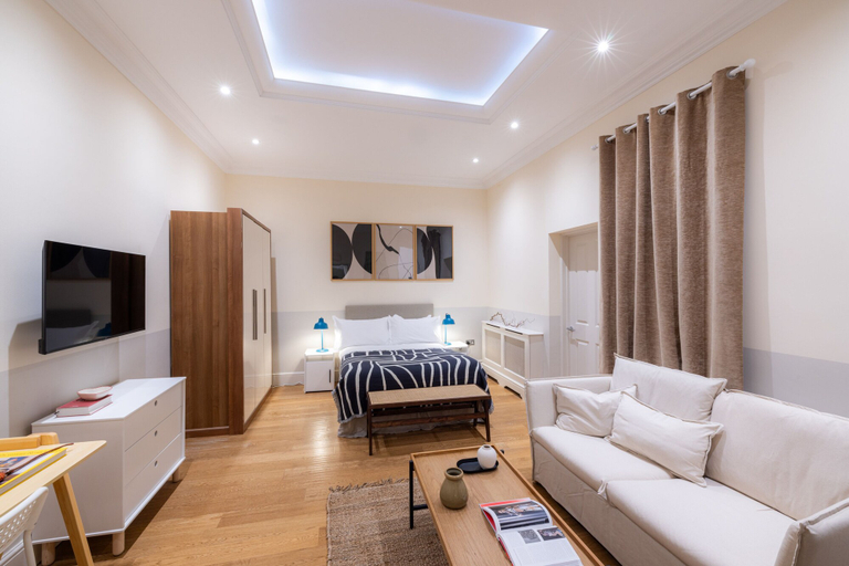 Others 5, The Courtfield by Nestor, London