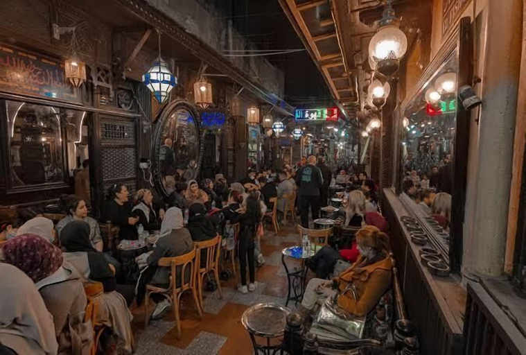 Food & Drinks, King tout pyramid, Giza