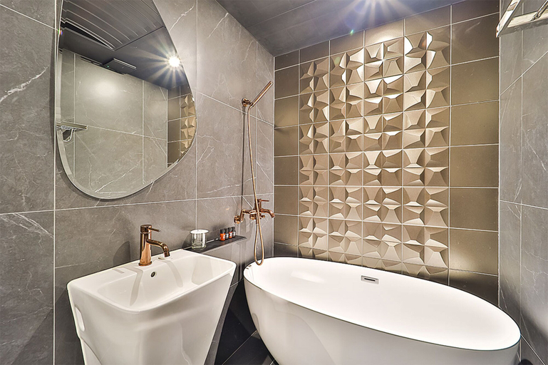 Bathroom 4, Best Louis Hamilton Hotel Gijang, Gijang