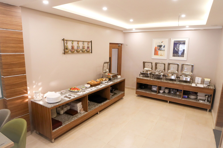 Food & Drinks 4, Hotel Sharda Residency, Patna