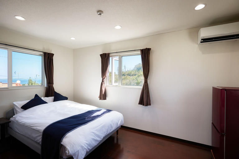Bedroom 2, Venus, Nakijin