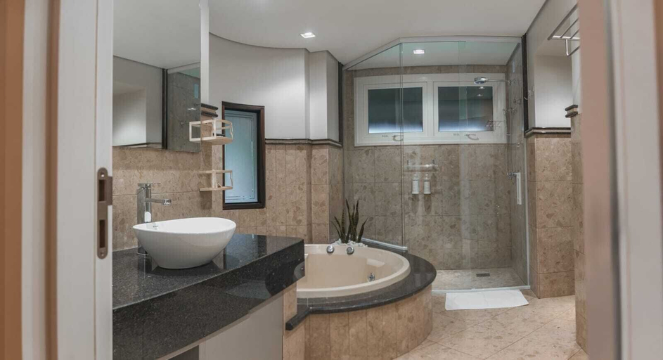 Bathroom 3, Village du Lac Hotel, Pomerode