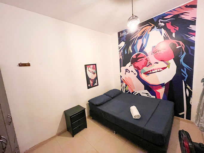 Others 5, Casa Clandestina, Medellín