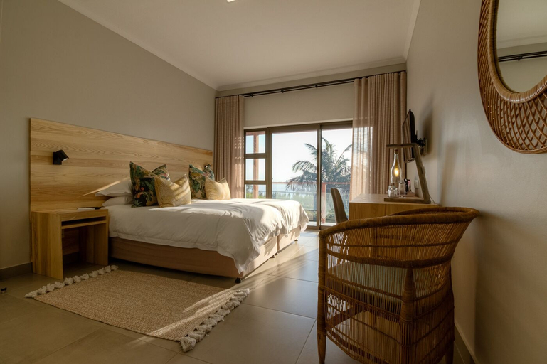 Bedroom 2, The Ridge Guesthouse, Uthungulu
