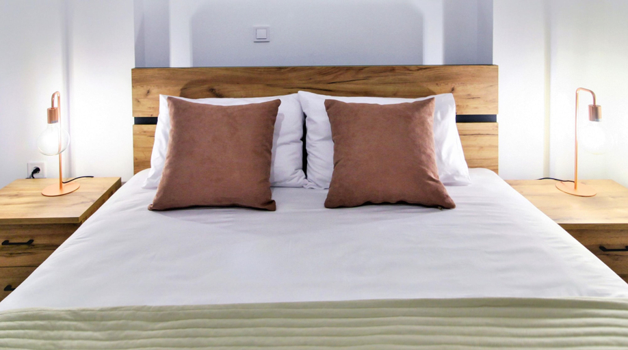 Bedroom 4, IQ Kleovoulou, Attica