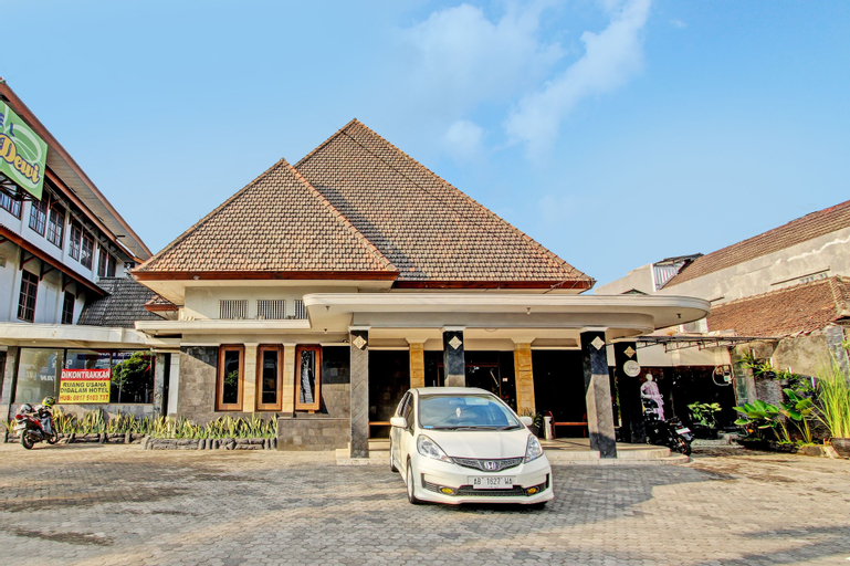 Capital O 93240 Candra Dewi Hotel, Yogyakarta