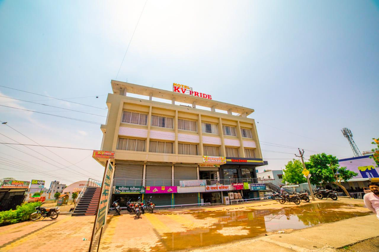 Exterior & Views, Hotel KV Pride, Buldana
