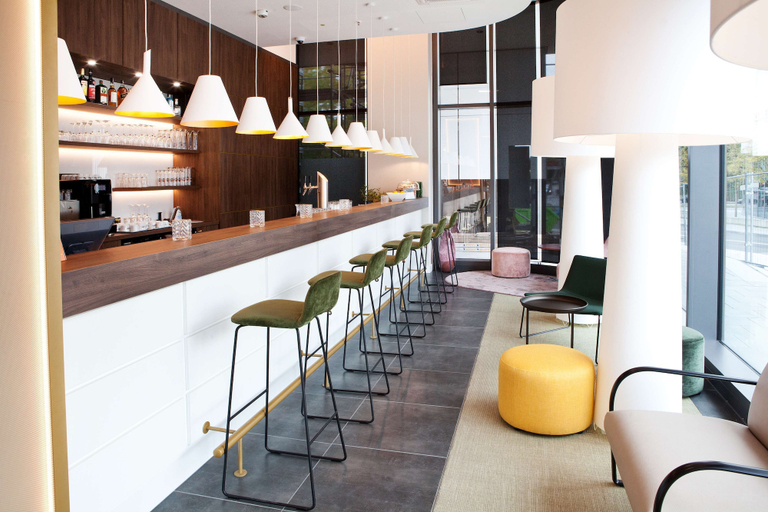 Food & Drinks 5, Hampton by Hilton Munich City Center East, München