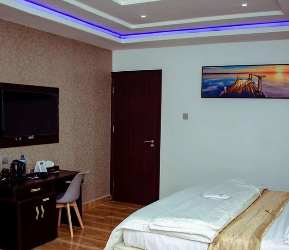Bedroom 2, Elegant Suites by Golden Bide Jos, Jos North