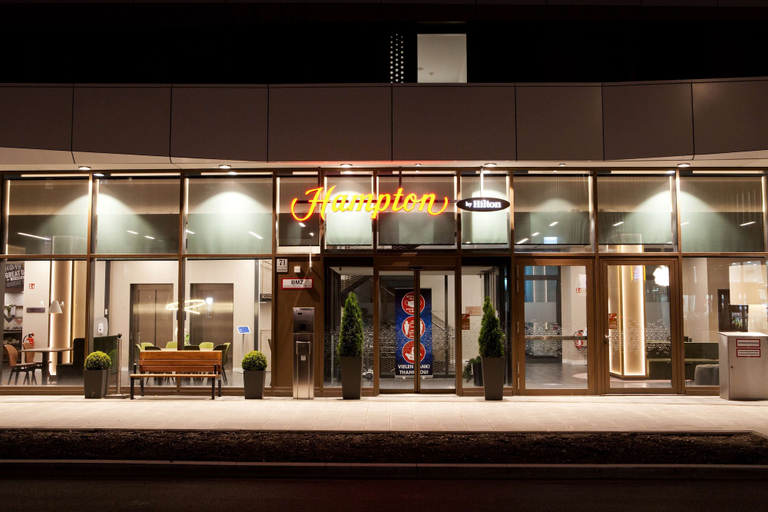 Exterior & Views 2, Hampton by Hilton Munich City Center East, München