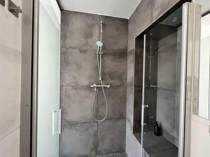 Bathroom 3, Modern Hotel Krems Hauptbahnhof, Krems an der Donau Stadt