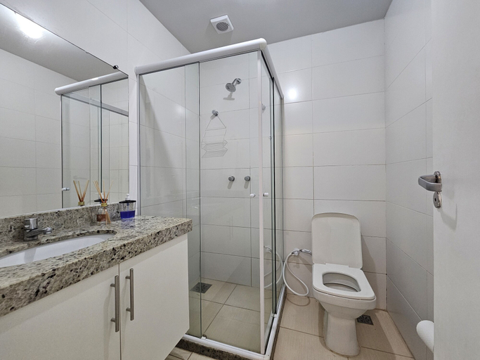 Bathroom 3, Lindo AP Praia do Forte - Porto Azul 106, Cabo Frio