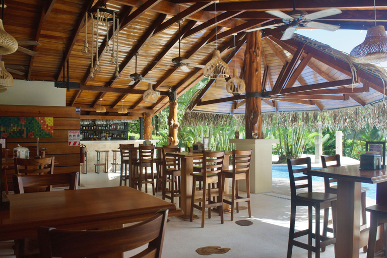 Food & Drinks 5, Hotel Playa Espadilla, Aguirre