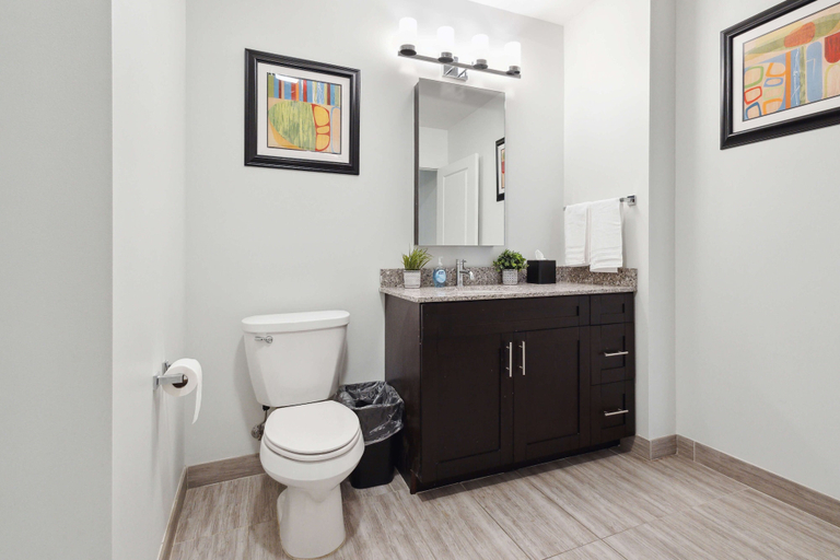 Bathroom 3, Executive Downtown Retreat, Wayne