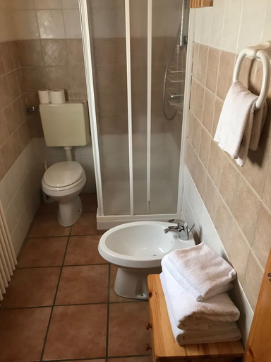 Bathroom, Residence Trompe-L'Oeil, Aosta