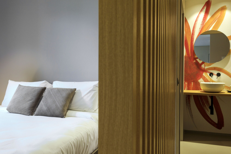 Bedroom 4, Ollen apartments, Catania