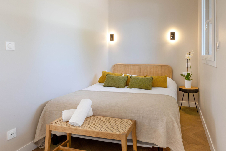 Bedroom 5, Appart Hôtel Coraline - Genas Lyon Eurexpo, Rhône