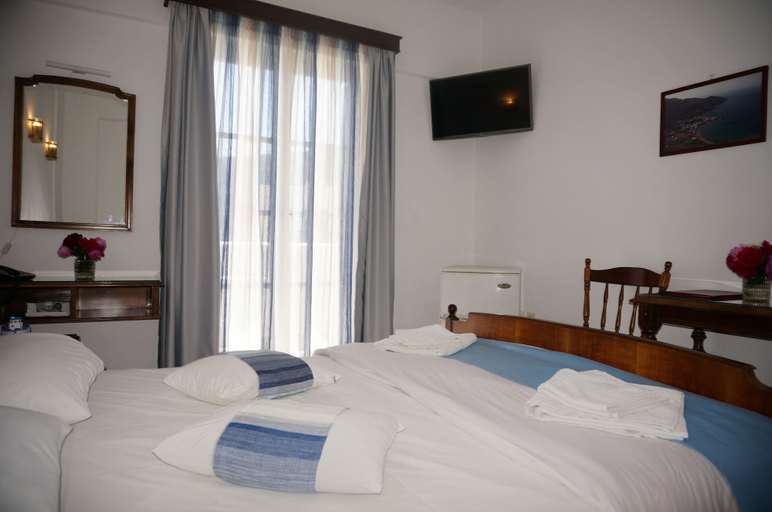 Bedroom 2, Adonis Hotel Naxos, South Aegean