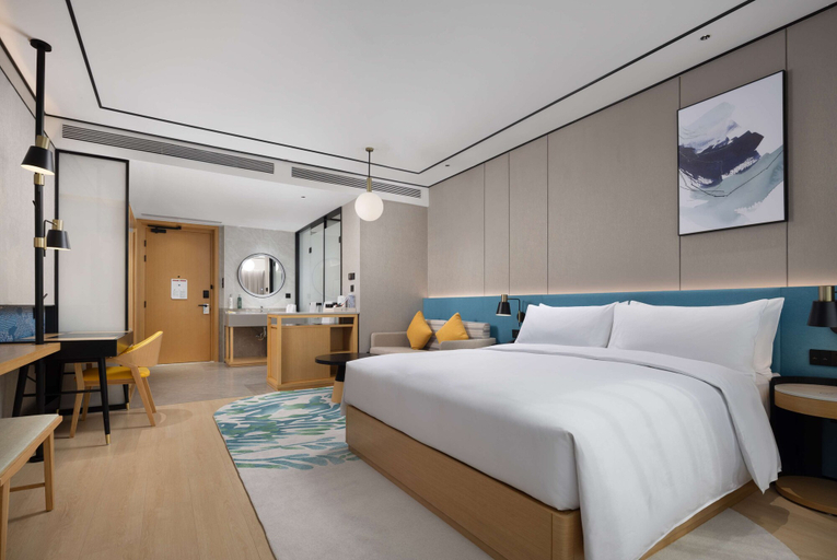Bedroom 3, Hilton Garden Inn Zigong High-Tech Zone, Zigong