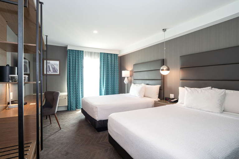 Bedroom 3, Sandman Signature Calgary Airport Hotel, Division No. 6