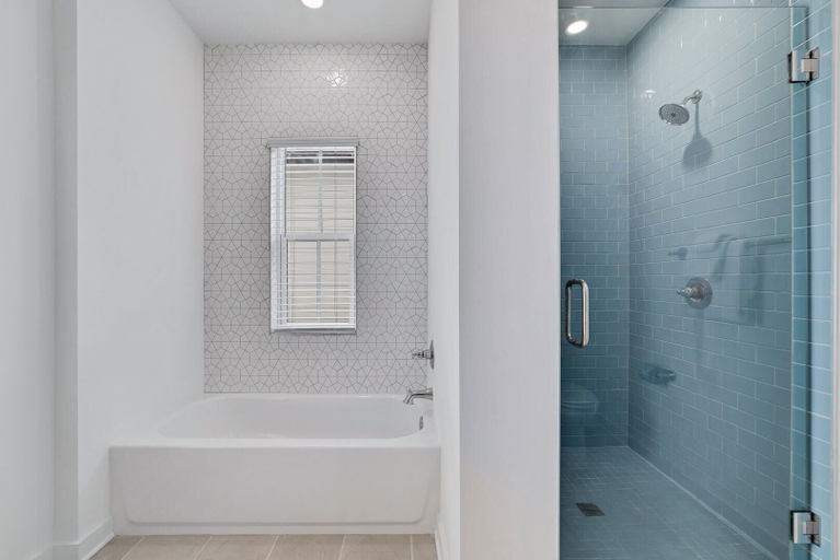 Bathroom 3, The Orangery, Baldwin