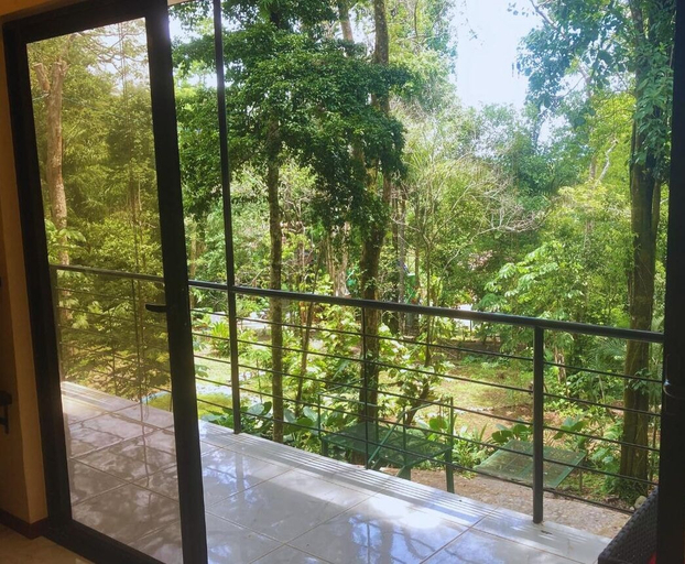 Others 5, Mountain Top Park Hotel, Aguirre