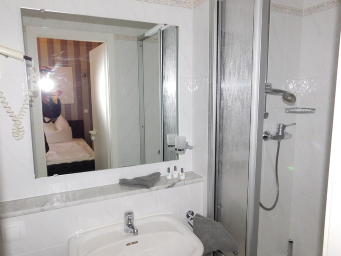 Bathroom 4, Mason Boutique Hotel, Altenburger Land