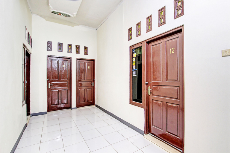 Others 4, Hotel O Guest House Cemara 2, Brebes