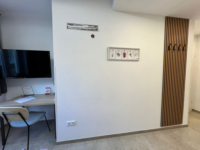 Others 5, Modern Hotel Krems Hauptbahnhof, Krems an der Donau Stadt