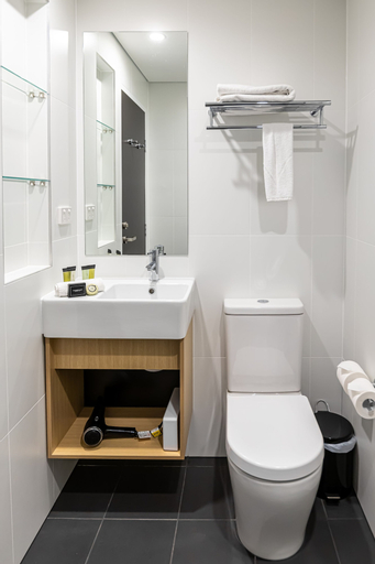 Bathroom 5