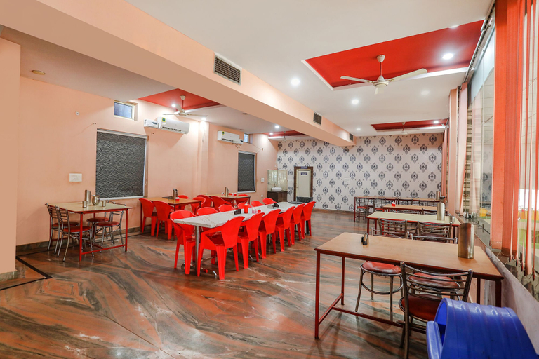 Food & Drinks 3, Fabhotel Prince Mama, Gwalior